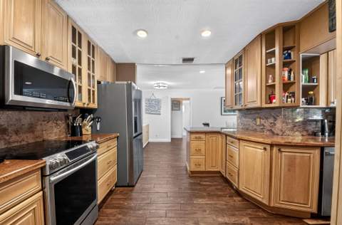 244 Walton-Heath Drive, Atlantis FL - photo 6 of 73