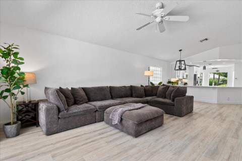 1820 S Club Drive, Wellington FL - photo 10 of 29