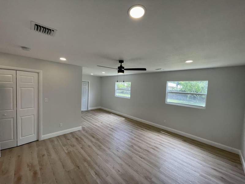 4 bedroom Single Family Residence at 4790 Alberta Avenue, Roseland Park, West Palm Beach — photo 3