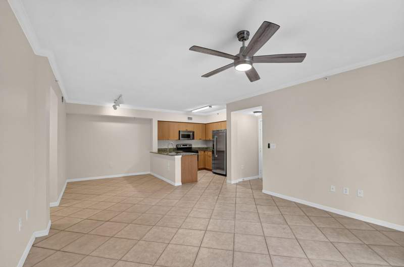 3 bedroom Condominium at 6370 Emerald Dunes Drive #203, Villas At Emerald Dunes Condo, West Palm Beach — photo 4