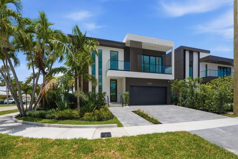 4 bedroom Single Family Residence at 3201 NE 26TH Street, Dolphin Isles, Fort Lauderdale — photo 1