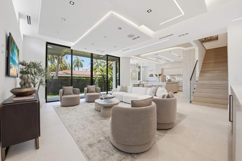 4 bedroom Single Family Residence at 3201 NE 26TH Street, Dolphin Isles, Fort Lauderdale — photo 3