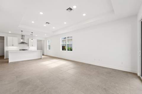 6165 NW Tuckaway Avenue #168, Port St. Lucie FL - photo 11 of 37