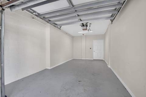 6370 Emerald Dunes Drive #203, West Palm Beach FL - photo 18 of 24