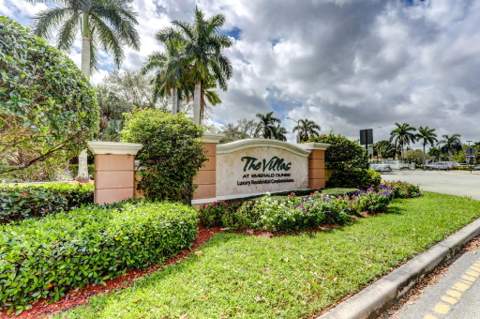 6370 Emerald Dunes Drive #203, West Palm Beach FL - photo 19 of 24