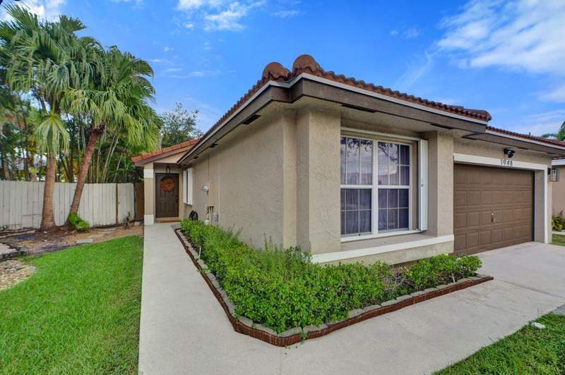 3 bedroom Single Family Residence at 1948 SW 177th Avenue, Silver Lakes Phase III, Miramar — photo 3