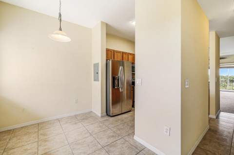 3600 Oaks Clubhouse Drive #505, Pompano Beach FL - photo 7 of 33
