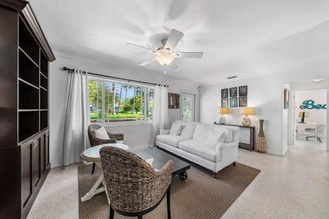 124 Bonnie Briar Lane, Delray Beach FL - photo 17 of 54