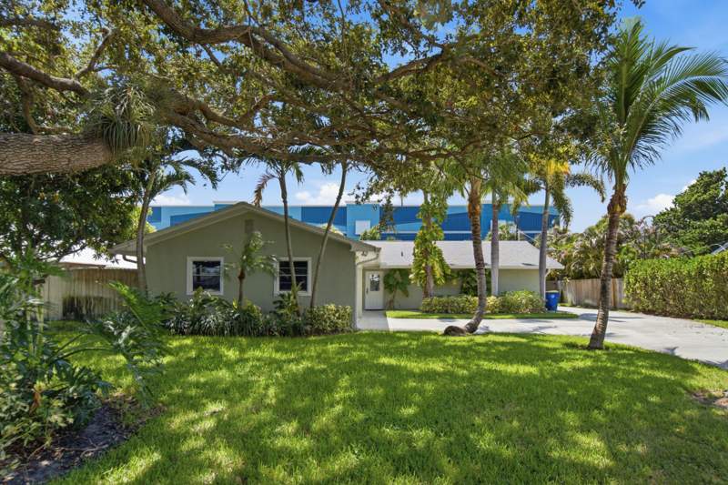 4 bedroom Single Family Residence at 4796 SE Manatee Terrace, Rocky Point, Stuart — photo 5