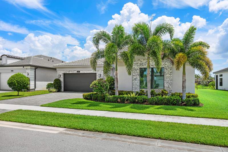 3 bedroom Single Family Residence at 11326 Apricot Valley Drive, Valencia Grand, Boynton Beach — photo 2