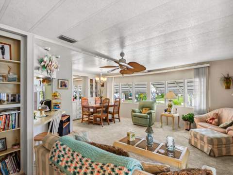293 NE Moonstone Drive, Jensen Beach FL - photo 10 of 31