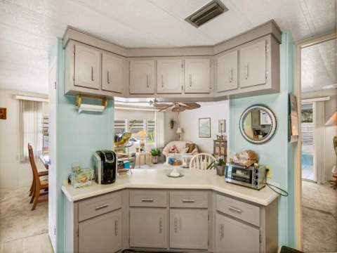 293 NE Moonstone Drive, Jensen Beach FL - photo 13 of 31