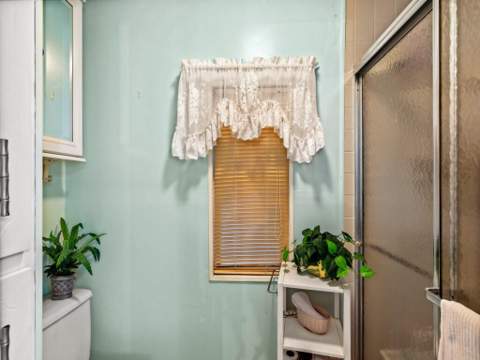 293 NE Moonstone Drive, Jensen Beach FL - photo 19 of 31