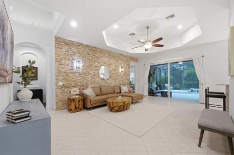 7225 Maidstone Drive, Port St. Lucie FL - photo 8 of 41