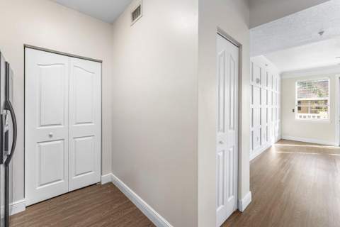 276 Murcia Drive #301, Jupiter FL - photo 14 of 52