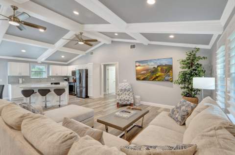 10600 SE Gomez Avenue, Hobe Sound FL - photo 7 of 65