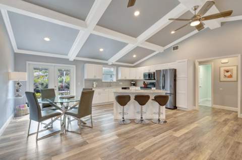 10600 SE Gomez Avenue, Hobe Sound FL - photo 10 of 65