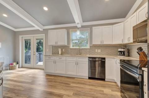 10600 SE Gomez Avenue, Hobe Sound FL - photo 19 of 65