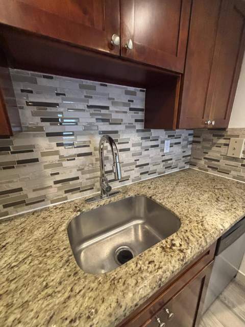 220 Lakeview Drive #103, Weston FL - photo 7 of 26