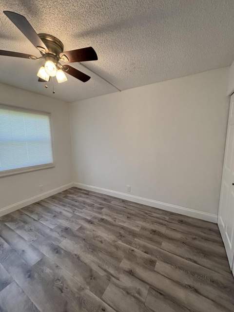 220 Lakeview Drive #103, Weston FL - photo 18 of 26