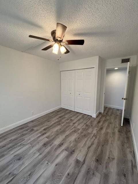 220 Lakeview Drive #103, Weston FL - photo 19 of 26