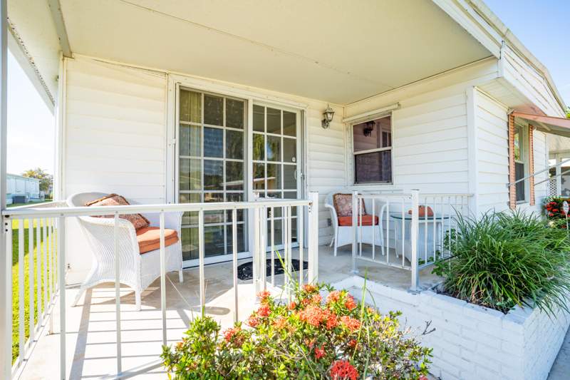 2 bedroom Mobile Home at 6948 SE Delegate Street, Cambridge At Heritage Ridge, Hobe Sound — photo 2