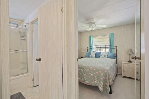 6948 SE Delegate Street, Hobe Sound FL - photo 23 of 36