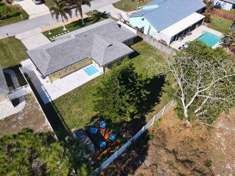 888 NE Maranta Terrado, Jensen Beach FL - photo 16 of 47
