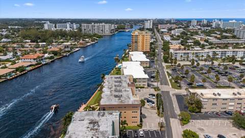 725 N Riverside Drive #203, Pompano Beach FL - photo 9 of 25