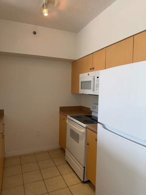 616 Clearwater Park Road #407, West Palm Beach FL - photo 9 of 14