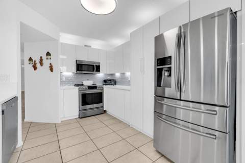 7759 Granville Drive #306, Tamarac FL - photo 6 of 49