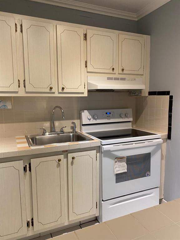 1 bedroom Condominium at 2916 Funston Street #51A, Town Colony Condo, Hollywood — photo 5