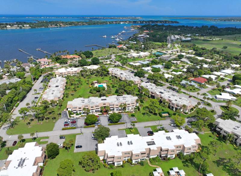 2 bedroom Condominium at 1800 SE Saint Lucie Boulevard #6-201, Conquistador Condo, Stuart — photo 5
