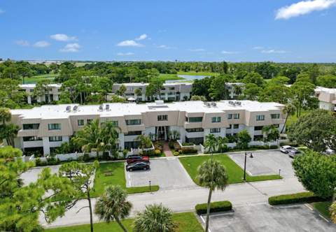 1800 SE Saint Lucie Boulevard #6-201, Stuart FL - photo 6 of 58