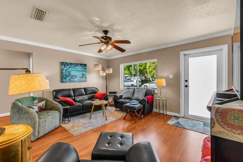 2 bedroom Single Family Residence at 1190 NW 72nd Terrace, Paradise Gardens Sec 4, Margate — photo 4