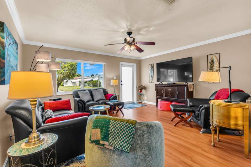 2 bedroom Single Family Residence at 1190 NW 72nd Terrace, Paradise Gardens Sec 4, Margate — photo 3