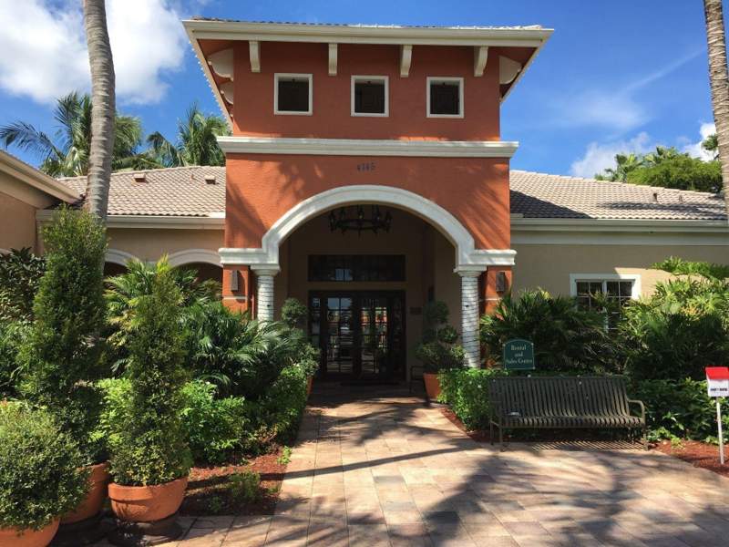 2 bedroom Condominium at 4177 N HAVERHILL Road #810, GRAND ISLES CONDO, West Palm Beach — photo 2