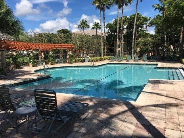 2 bedroom Condominium at 4177 N HAVERHILL Road #810, GRAND ISLES CONDO, West Palm Beach — photo 4