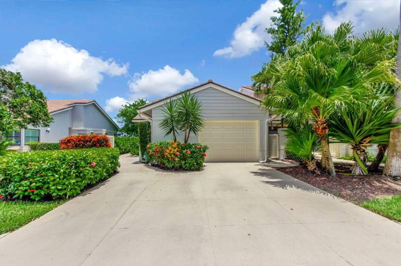 2 bedroom Townhouse at 523 Prestwick Circle, Prestwick Chase, Palm Beach Gardens — photo 3
