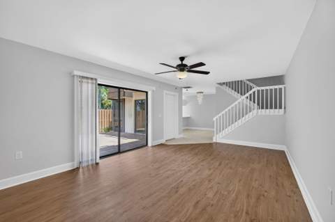 185 Charter Way, West Palm Beach FL - photo 11 of 38
