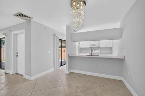185 Charter Way, West Palm Beach FL - photo 14 of 38