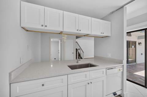 185 Charter Way, West Palm Beach FL - photo 18 of 38