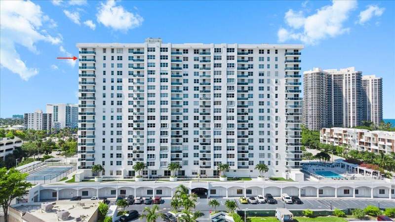 2 bedroom Condominium at 3015 N Ocean Boulevard #18L, Berkley South Condo, Fort Lauderdale — photo 2