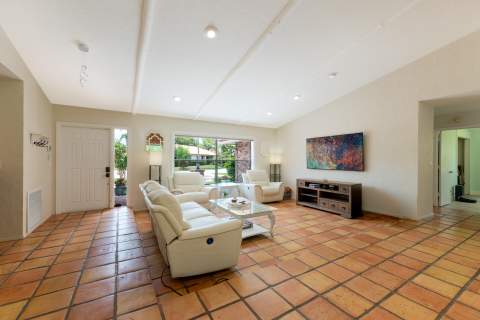 8501 NW 80 Street, Tamarac FL - photo 9 of 41