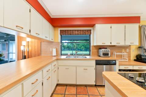 8501 NW 80 Street, Tamarac FL - photo 14 of 41