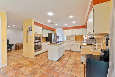 8501 NW 80 Street, Tamarac FL - photo 15 of 41