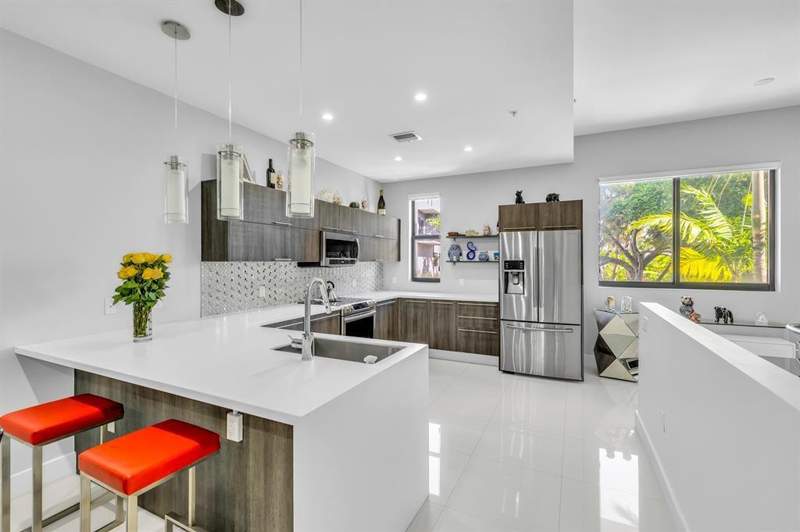 3 bedroom Townhouse at 462 SE 1st Circle, Koi Plat, Pompano Beach — photo 3