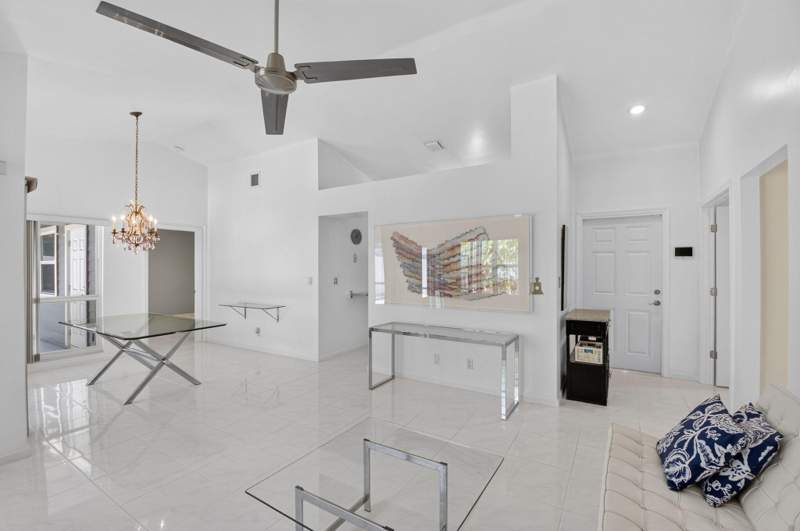 3 bedroom Single Family Residence at 5335 Park Place Circle, Fairfield At Boca 1 Of Cedar Grove, Boca Raton — photo 4