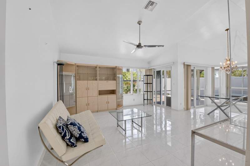 3 bedroom Single Family Residence at 5335 Park Place Circle, Fairfield At Boca 1 Of Cedar Grove, Boca Raton — photo 5