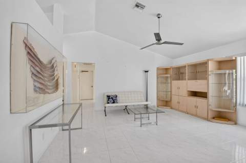 5335 Park Place Circle, Boca Raton FL - photo 7 of 39